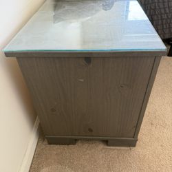 Matching Night Tables With Glass Top 