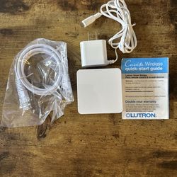 Lutron Caseta Smart Bridge Hub L-BDG2 White