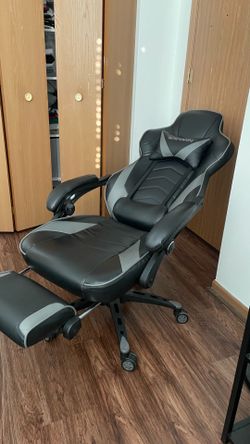 Gaming chair