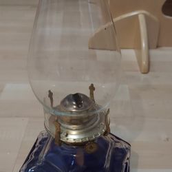 Vintage Kerosene Lamp Carriage Horse Design 