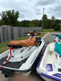 2 jets skis and trailer for sale