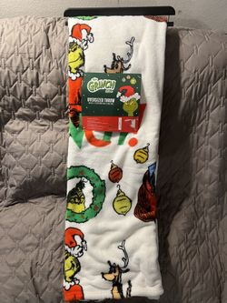 The Grinch Holiday Blanket