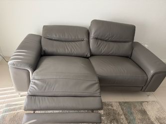 2 Sofas de piel, lujosos y eléctricos