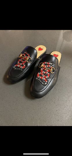 Gucci Slides