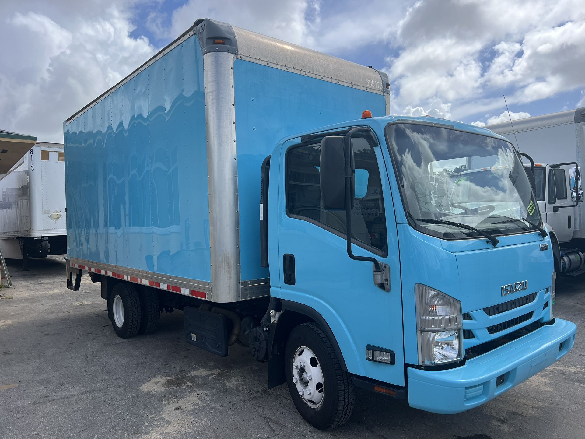 2017 Isuzu NPR 16’ Box Truck