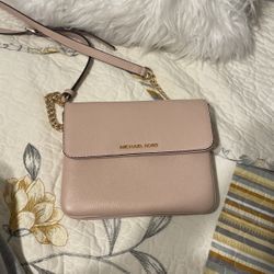 Michael Kors Crossbody Baby Pink