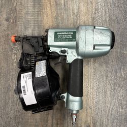 Metabo HPT 2.5-in 15-Degree Pneumatic Siding Nailer
