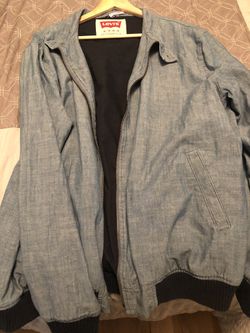Levi’s men’s jacket (size XL)