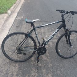 Cannondale Quick Hybrid Bike 