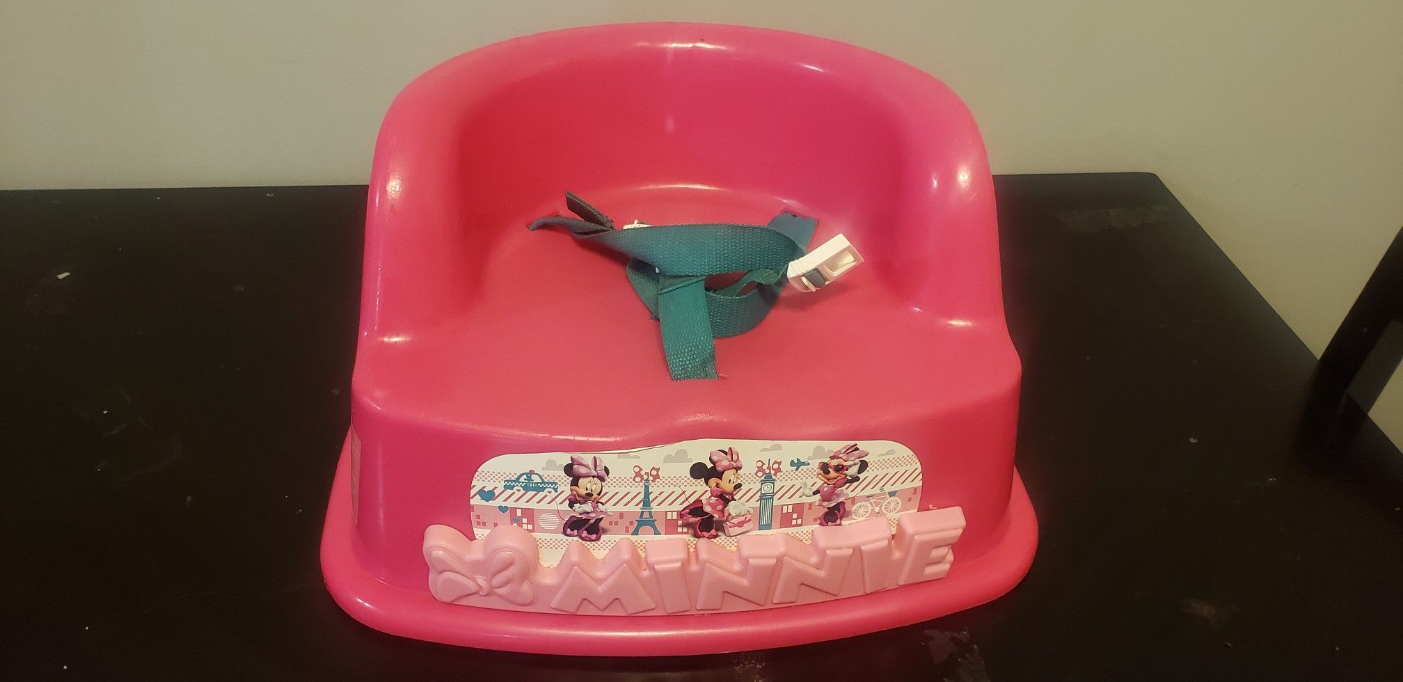 Minnie Mouse Booster Seat