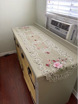 Floral Embroidered Lace Table Runner - Olive Green with Pink Roses