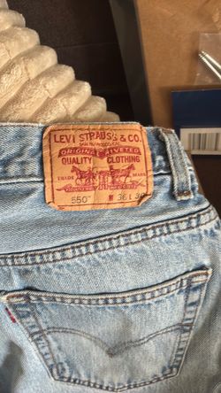 Levi’s 550