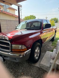 Dodge Dakota truck