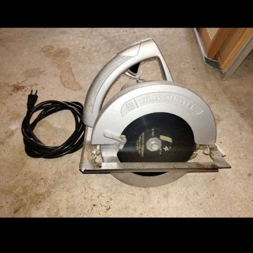 Vintage Toastmaster Electric Circular Saw Model 5527 Construction Tool Woodworking Framing