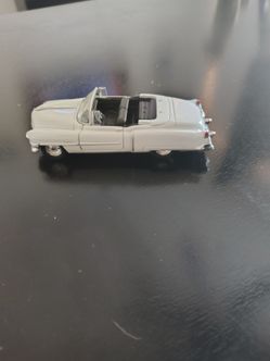 Cadillac Convertible Diecast Model Car