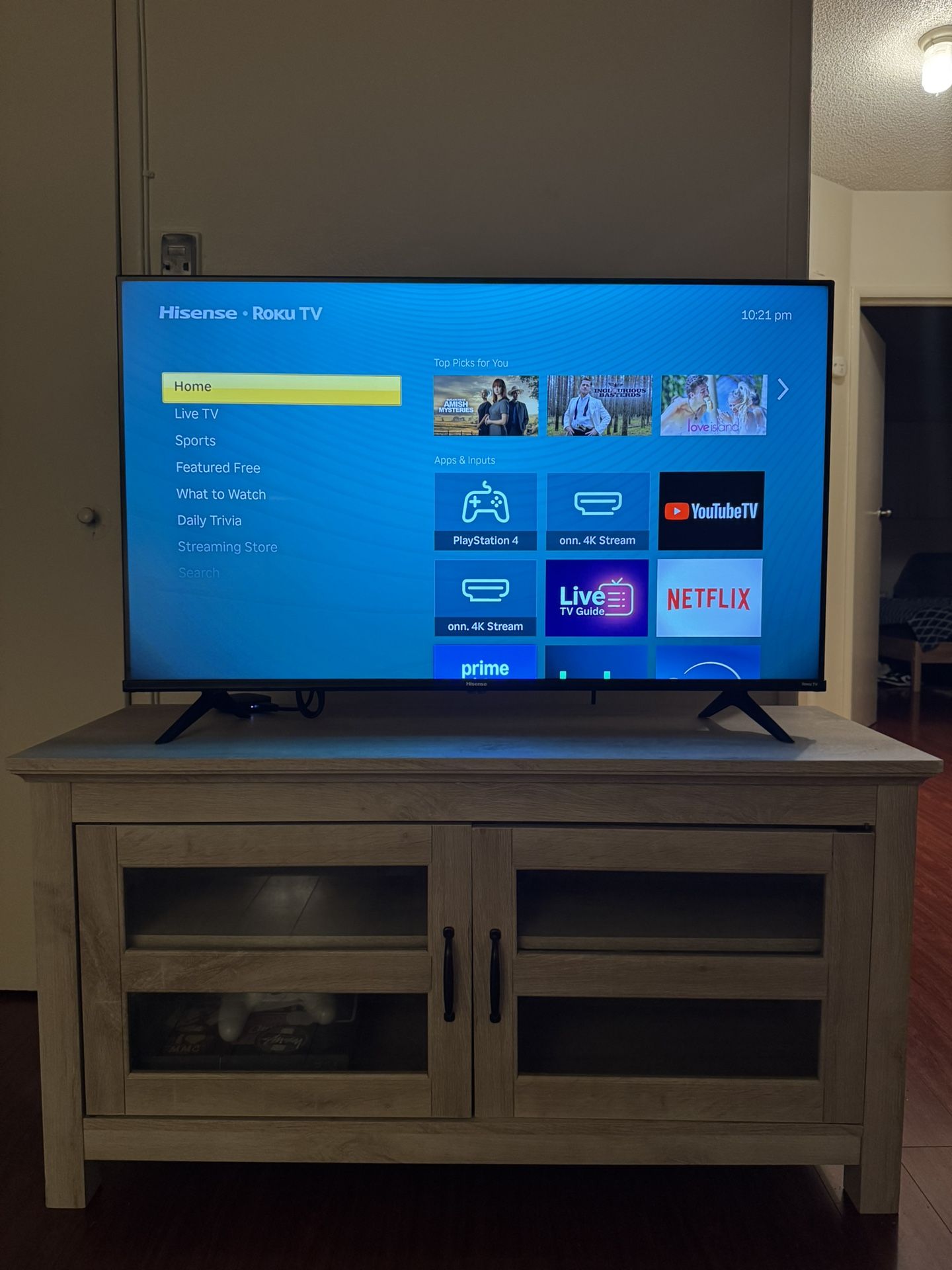 43 Inch Hisense TV 