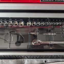 Craftsman 104 tool set only no box new
