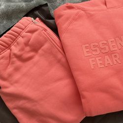 Men’s Essentials Coral  Set Size Large