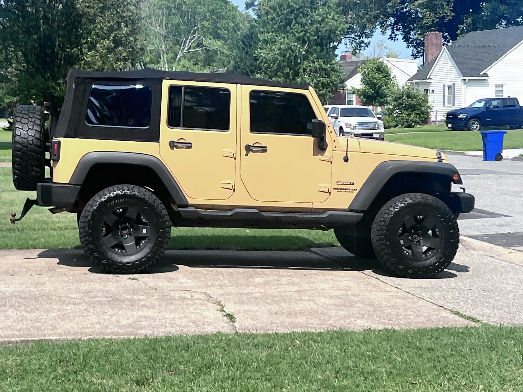 Running Boards off 2013 Jeep Wrangler
