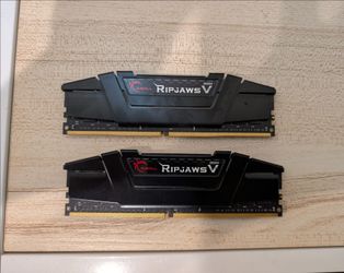 DDR4 RAM 32 gb [2 x 16 gb sticks]