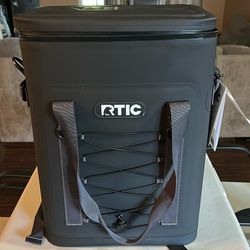 RTIC Backpack Cooler