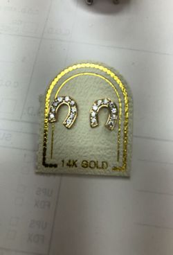 14k stud earring