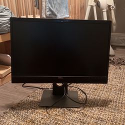 MOVINGDell Large Monitor W/ Webcam