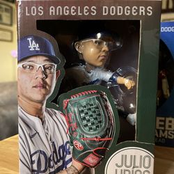 Past Dodgers Bobble Heads SGA  25each All For 80$ 
