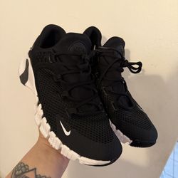 Nike Metcon 9-9.5 woman