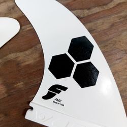 GENUINE FUTURES THERMOTECH SURFBOARD FINS