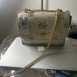 NEW COACH Purse !!! 