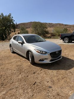 2018 Mazda Mazda3 Sport