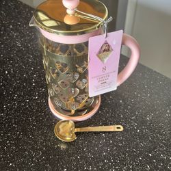 Paris Hilton Coffee Press