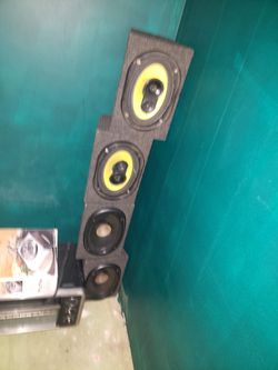 Kicker 12" Sub, Memphis Audio 6x9s Etc... Thumbnail