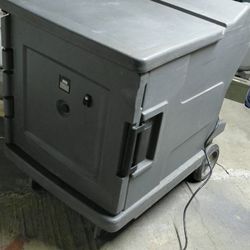 Cambro Heated Holding Cabinet