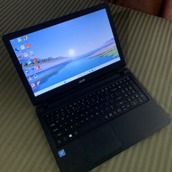 15.6"inch Intel Celeron Acer Laptop, 128GB SSD, 4GB RAM, Inbuilt Bluetooth, SD Card Reader And a WebCam. Windows 11 Installed.