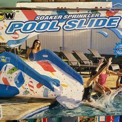 WOW Soaker Sprinkler Pool Slide