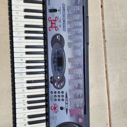 CASIO Lk 35 100 Song Bank Keyboard for Sale in Loma