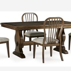 Sturlayne Dining Table and 4 Chairs in Brown