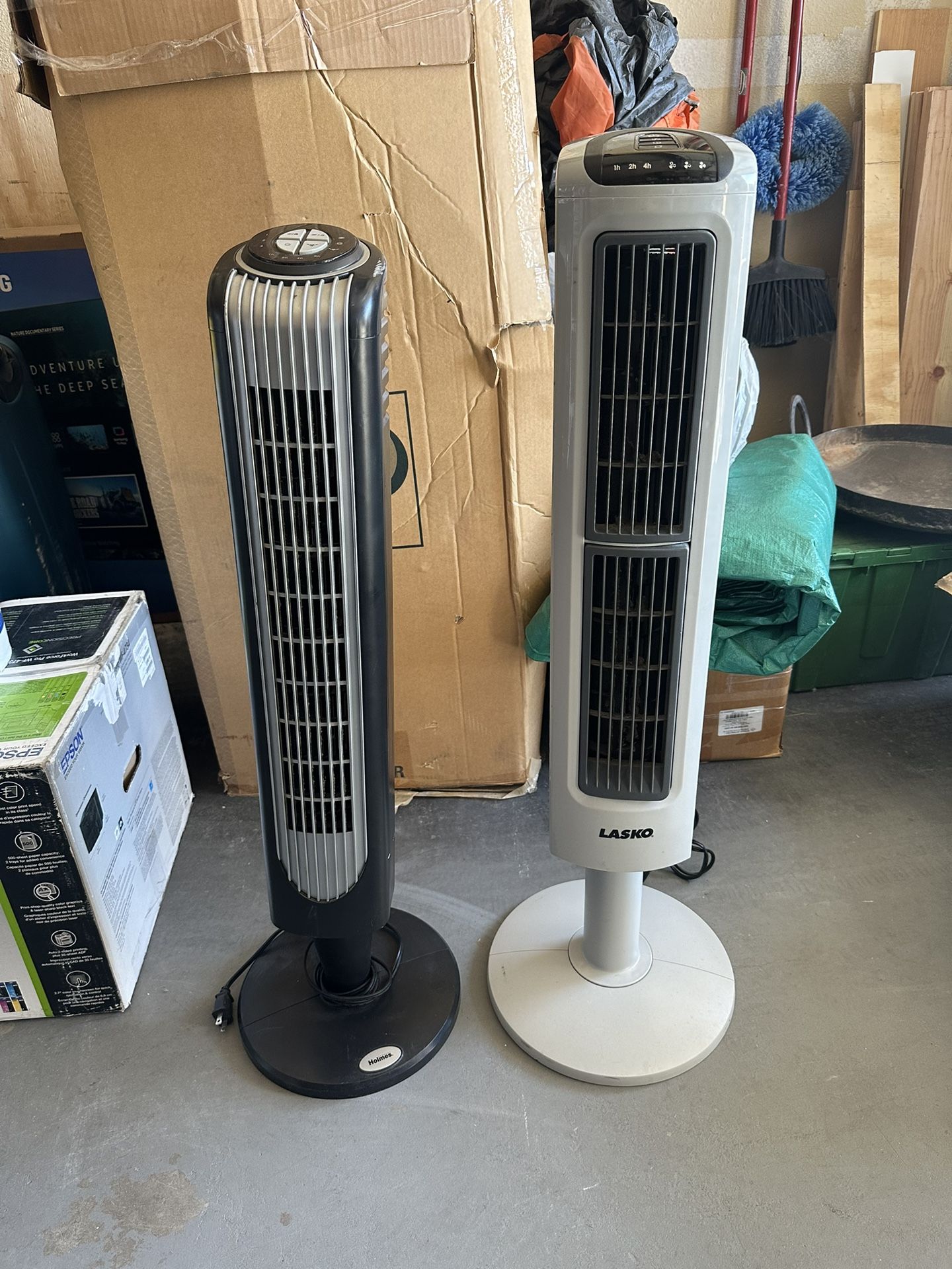 Tower Fans Oscillating With Remote Controls
