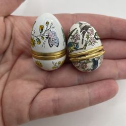 2 mini hand painted white twist closure eggs - enamel- Flowers- Birds