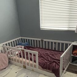 Twin Floor bed frame