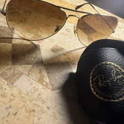 Ray-Ban Sunglasses 