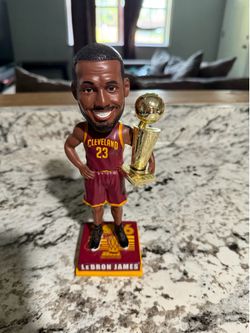 FOCO LeBron James Legends of The Court 2016 Bobblehead Cleveland Cavs