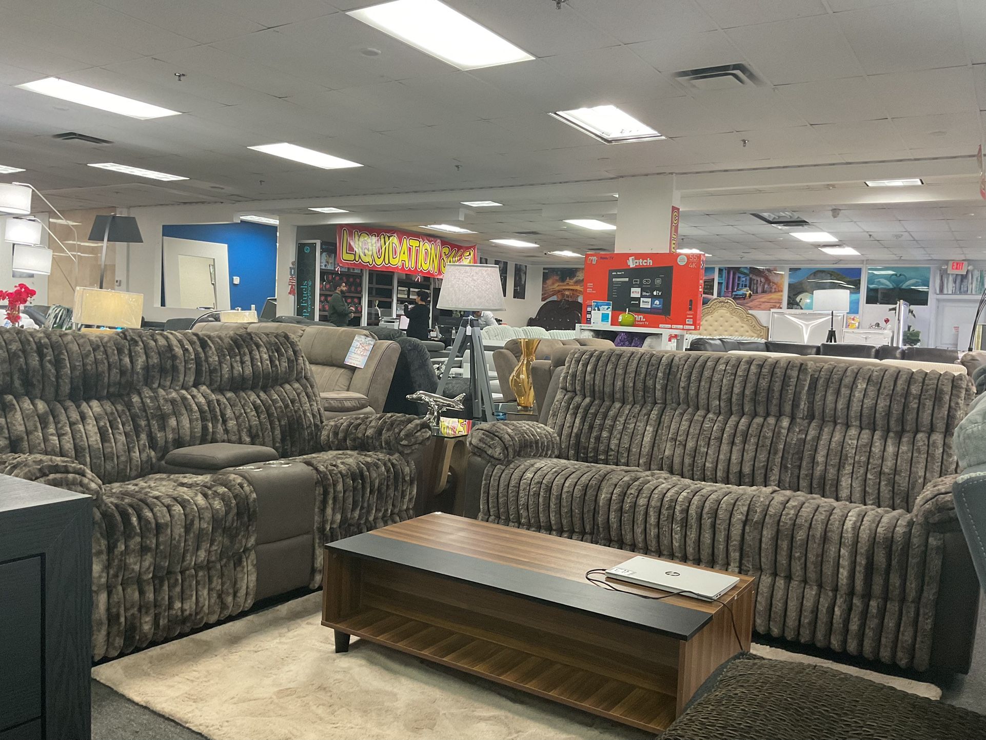 🎊TAX SEASON FURNITURE SALE🌟 BEAUTIFUL SOFA&LOVESEAT SET 40%OFF RETAIL ✅