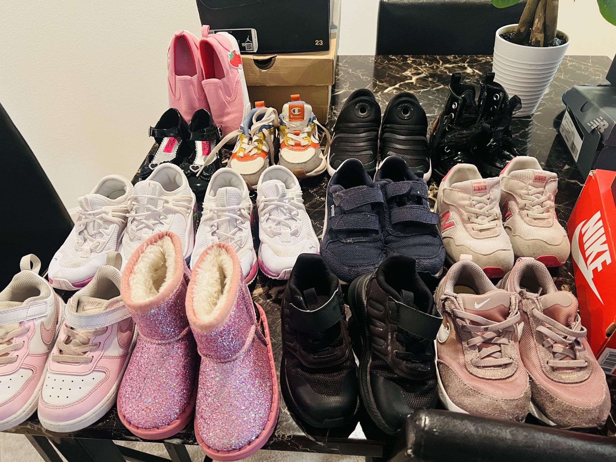 13 Pairs of shoes SIZE 8C - 10C All Included! $75 for all!