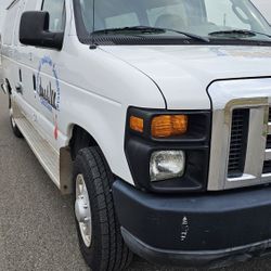 2008 Ford E-250