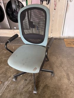 Free Chair
