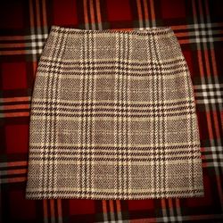 (#133) Chadwick’s Women’s Short Skirt