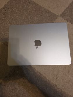 MacBook Air 2022 13-inch